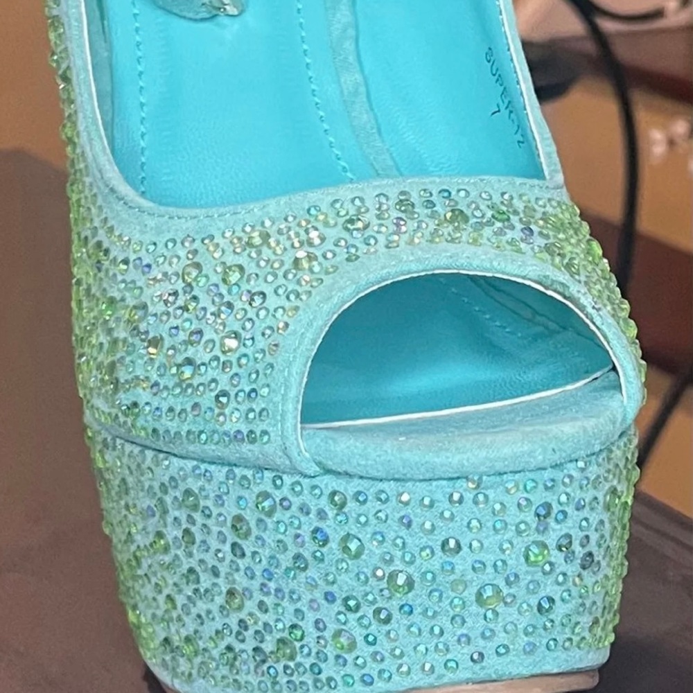 Women’s wedges